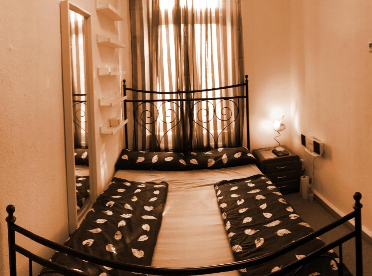 Privatzimmer Erfurt Bagian luar foto